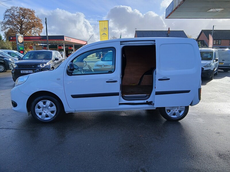 Renault 1.5 dCi ENERGY ML19 Business+ Panel Van 5dr Diesel Manual MWB Euro 6 (s/s) (75 ps)