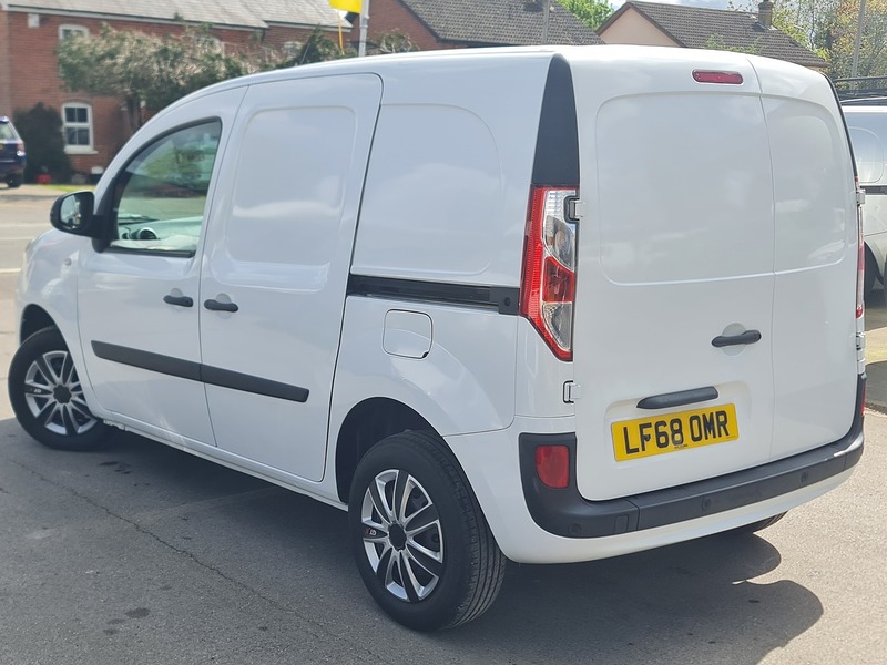 Renault 1.5 dCi ENERGY ML19 Business+ Panel Van 5dr Diesel Manual MWB Euro 6 (s/s) (75 ps)