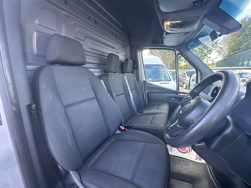Mercedes-Benz 2.0 315 CDI Progressive Panel Van 5dr Diesel Manual RWD L3 H2 Euro 6 (s/s) (150 ps)