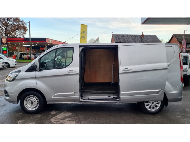 Ford 2.0 300 EcoBlue Limited Panel Van 5dr Diesel Manual L2 H1 Euro 6 (s/s) (130 ps)