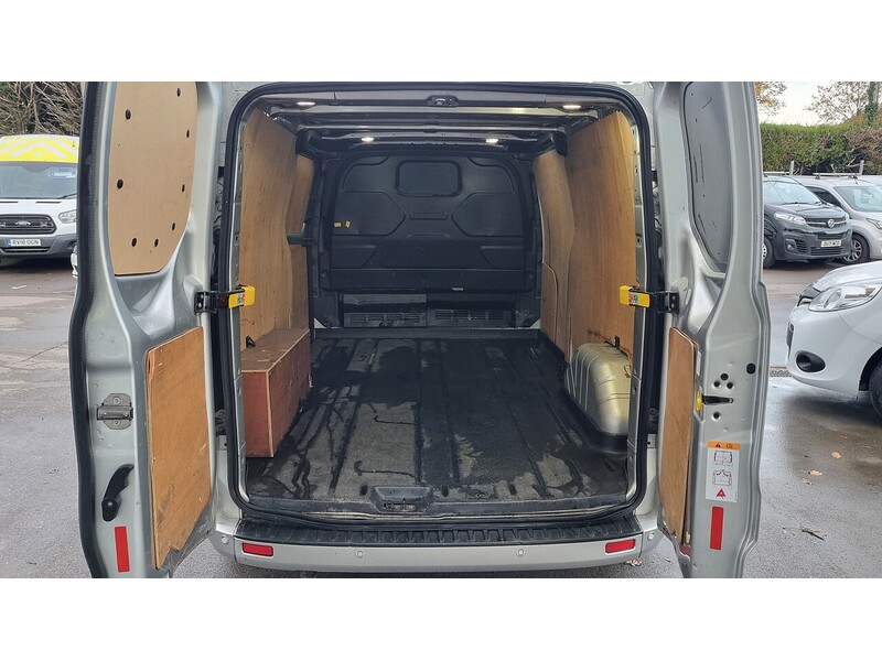 Ford 2.0 300 EcoBlue Limited Panel Van 5dr Diesel Manual L2 H1 Euro 6 (s/s) (130 ps)