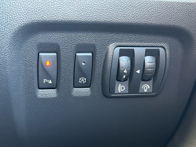 Renault 1.5 dCi ENERGY Dynamique S Nav SUV 5dr Diesel Auto Euro 6 (s/s) (90 ps)