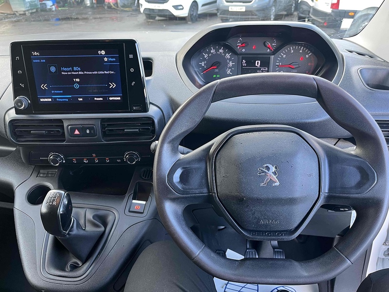 Peugeot 1.5 BlueHDi 1000 Professional Standard Panel Van 5dr Diesel Manual SWB Euro 6 (s/s) (100 bhp)