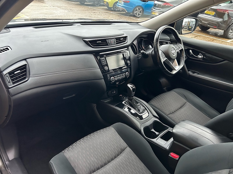 Nissan 1.3 DIG-T Acenta Premium SUV 5dr Petrol DCT Auto Euro 6 (s/s) (160 ps)