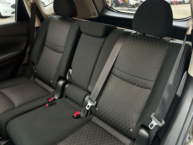 Nissan 1.3 DIG-T Acenta Premium SUV 5dr Petrol DCT Auto Euro 6 (s/s) (160 ps)