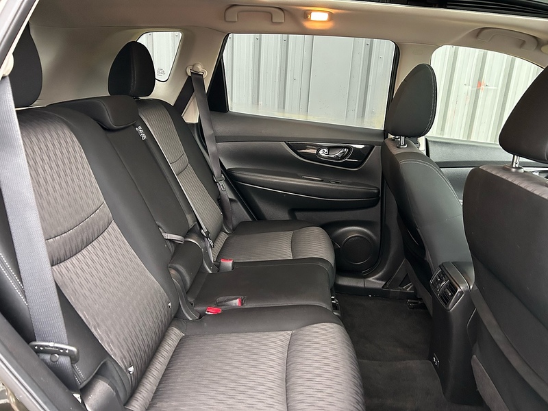 Nissan 1.3 DIG-T Acenta Premium SUV 5dr Petrol DCT Auto Euro 6 (s/s) (160 ps)