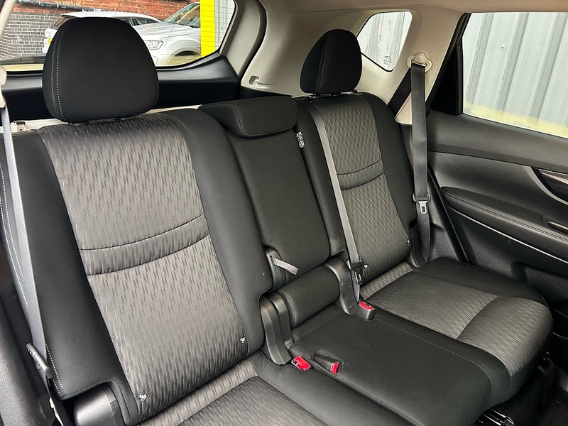 Nissan 1.3 DIG-T Acenta Premium SUV 5dr Petrol DCT Auto Euro 6 (s/s) (160 ps)