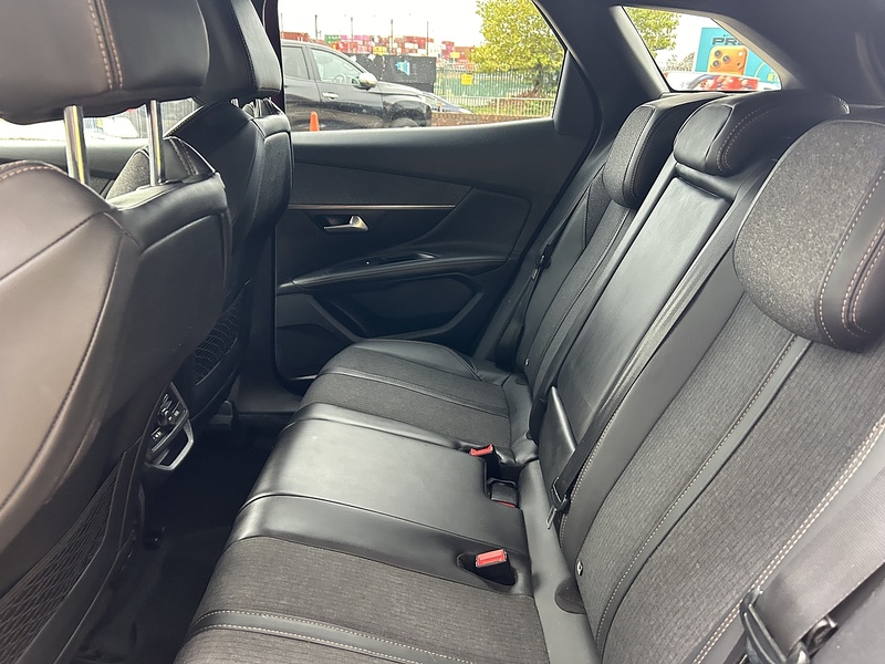 Peugeot 1.6 BlueHDi GT Line SUV 5dr Diesel Manual Euro 6 (s/s) (120 ps)