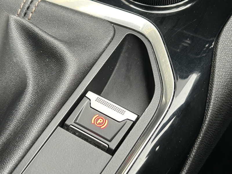 Peugeot 1.6 BlueHDi GT Line SUV 5dr Diesel Manual Euro 6 (s/s) (120 ps)