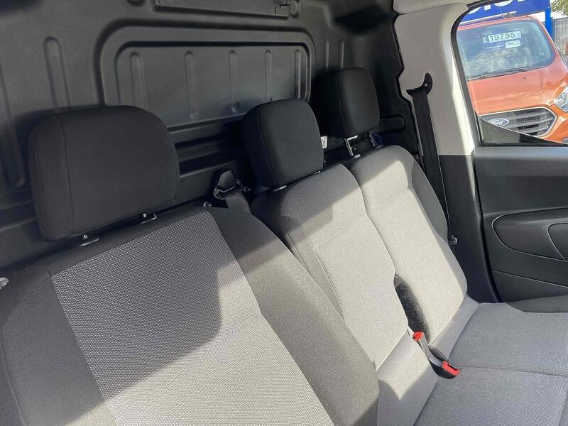 Citroen 1.5 BlueHDi 650 Enterprise M Pro Panel Van 5dr Diesel Manual SWB Euro 6 (75 ps)