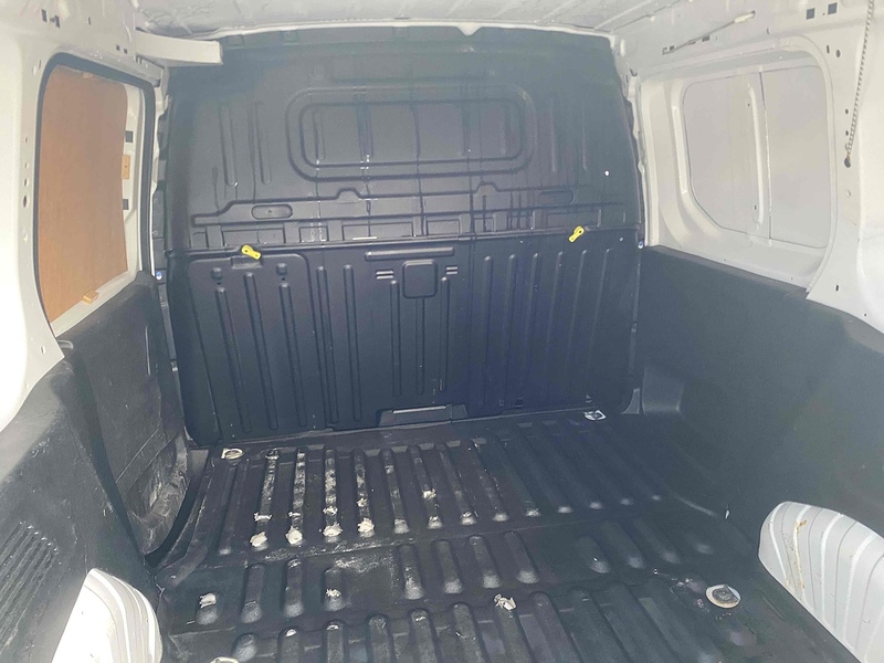 Peugeot 1.5 BlueHDi 1000 Professional Standard Panel Van 5dr Diesel Manual SWB Euro 6 (100 bhp)