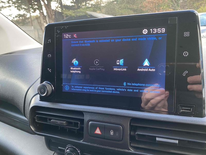 Peugeot 1.5 BlueHDi 1000 Professional Standard Panel Van 5dr Diesel Manual SWB Euro 6 (100 bhp)