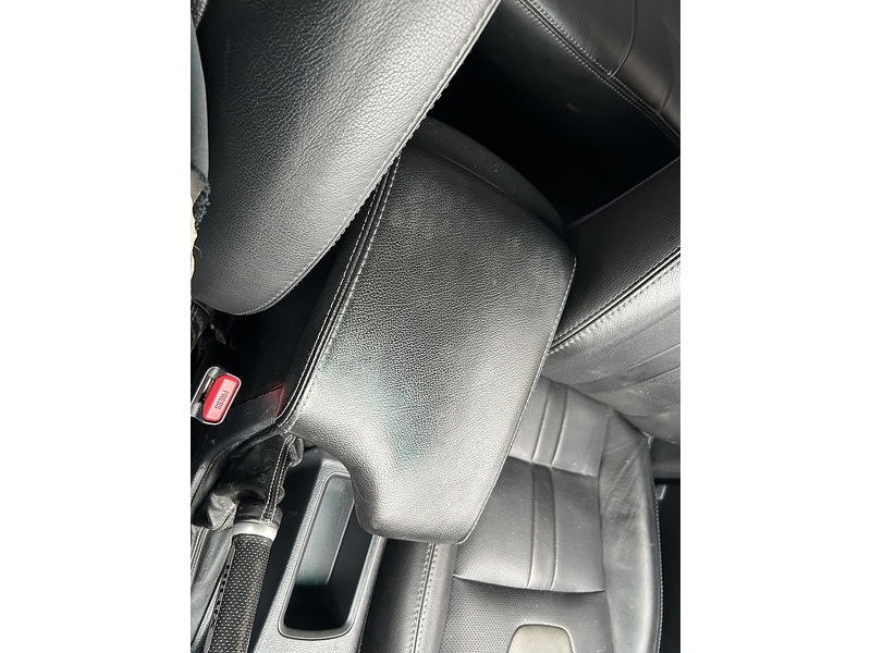 Toyota D-4D Invincible Pickup 2.4 Automatic Diesel