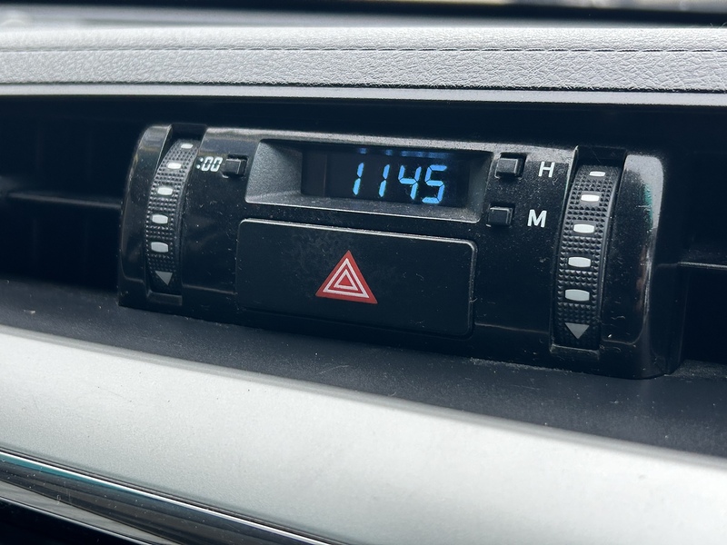 Toyota D-4D Invincible Pickup 2.4 Automatic Diesel