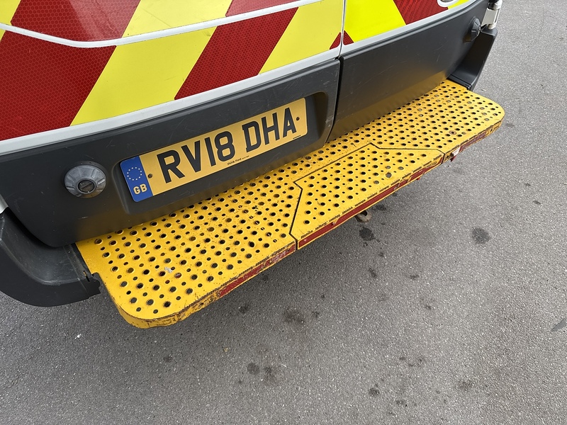 Ford 2.0 350 EcoBlue Panel Van 5dr Diesel Manual RWD L2 H3 Euro 6 (170 ps)