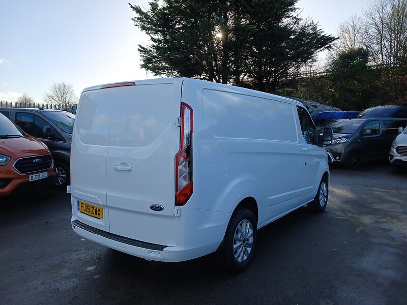 Ford 2.0 300 EcoBlue Limited Panel Van 5dr Diesel Manual L1 H1 Euro 6 (170 ps)