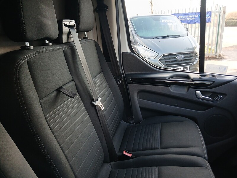 Ford 2.0 300 EcoBlue Limited Panel Van 5dr Diesel Manual L1 H1 Euro 6 (170 ps)