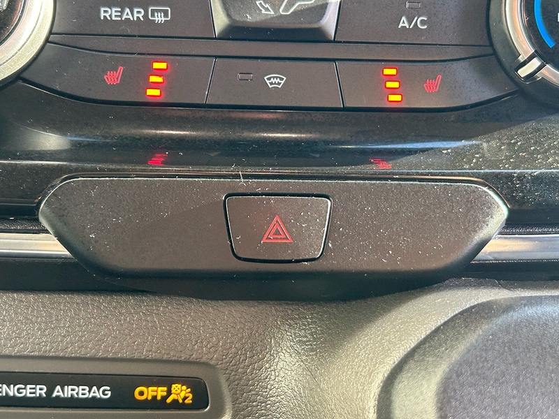 Ford 2.0 320 EcoBlue Titanium Minibus Double Cab 5dr Diesel Auto L2 Euro 6 (s/s) (130 ps)