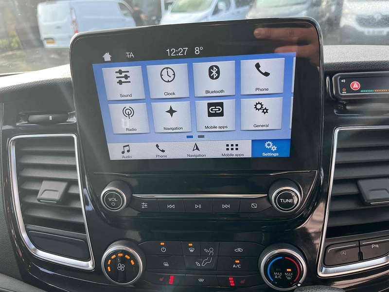 Ford 2.0 320 EcoBlue Limited Crew Van 5dr Diesel Auto L2 H1 Euro 6 (s/s) (130 ps) 2.0 5dr Crew Van Automatic Diesel