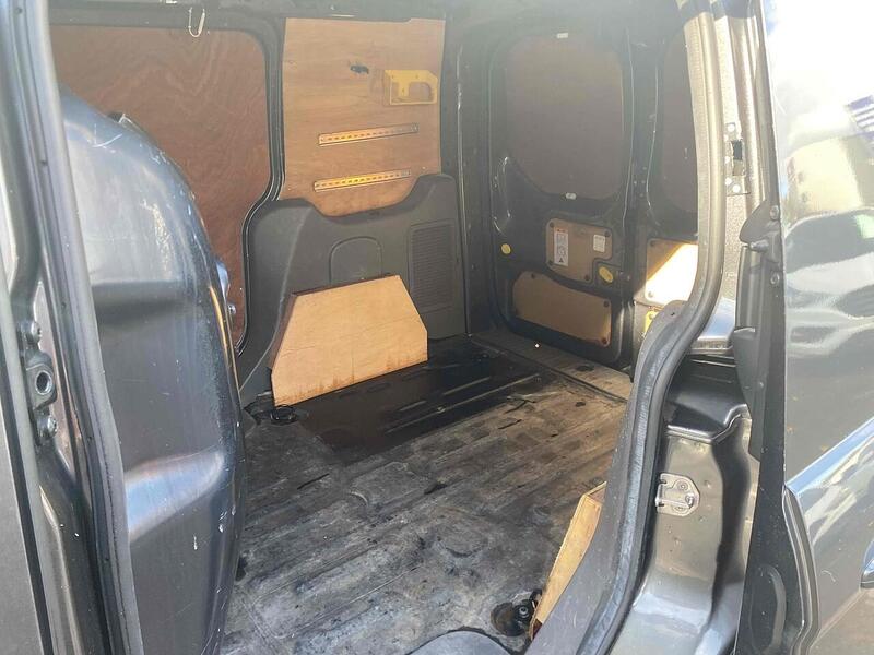 Ford 1.5 200 EcoBlue Limited Panel Van 5dr Diesel Manual L1 Euro 6 (s/s) (120 ps)