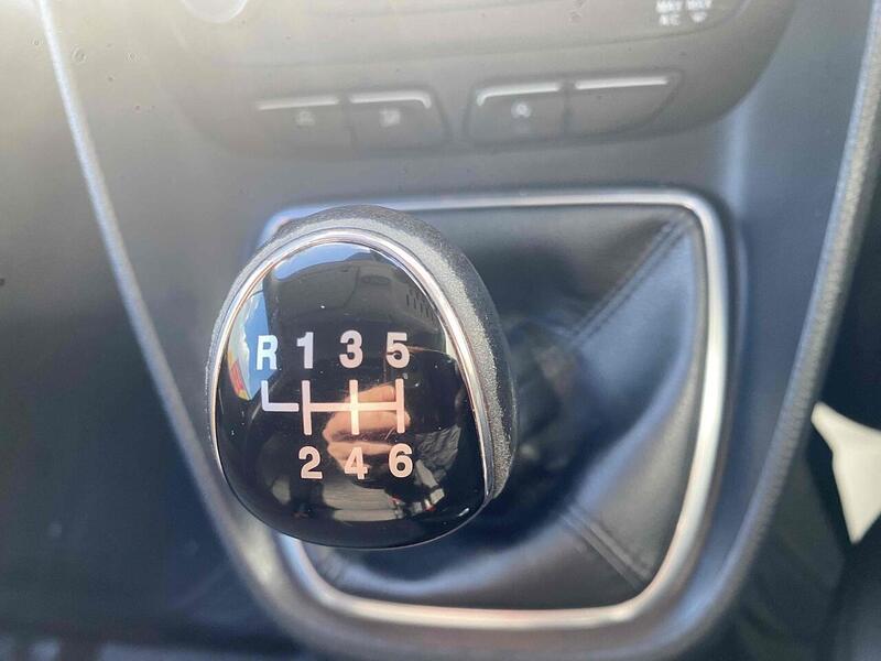 Ford 1.5 200 EcoBlue Limited Panel Van 5dr Diesel Manual L1 Euro 6 (s/s) (120 ps)