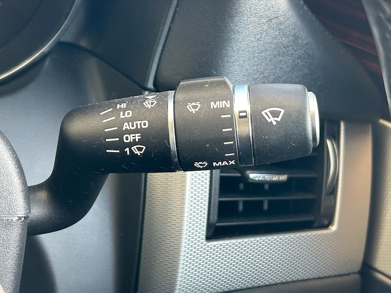 Jaguar 2.0d Portfolio Saloon 4dr Diesel Auto Euro 6 (s/s) (180 ps)