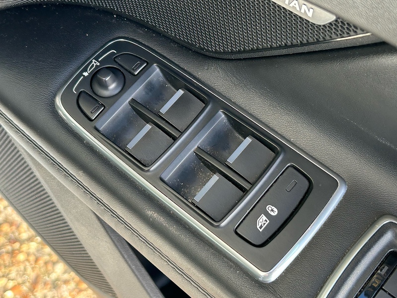 Jaguar 2.0d Portfolio Saloon 4dr Diesel Auto Euro 6 (s/s) (180 ps)