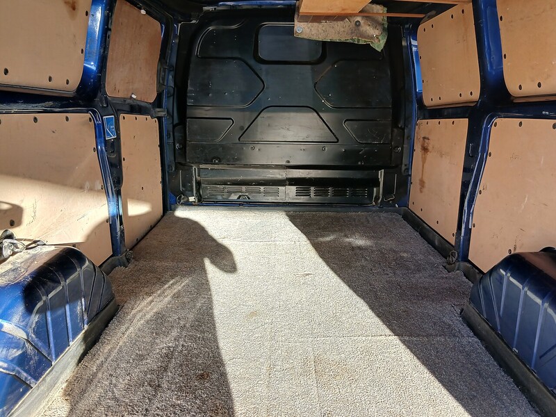 Ford 2.2 TDCi 290 Limited Panel Van 5dr Diesel Manual L2 H1 (186 g/km, 123 bhp)