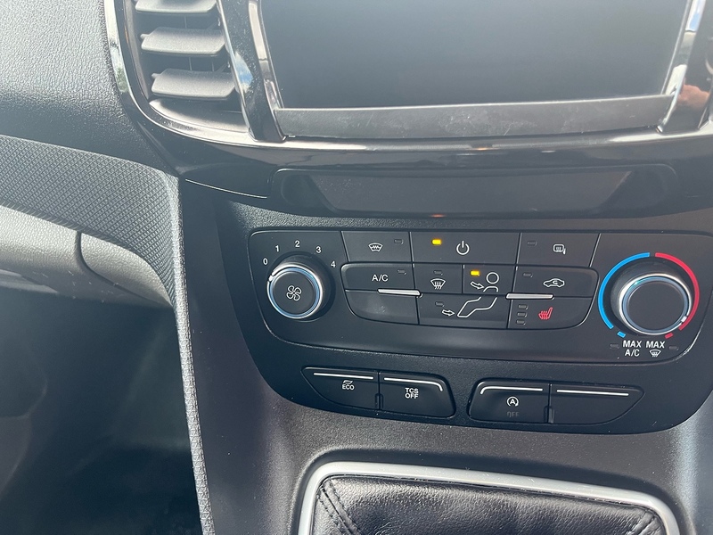 Ford 250 EcoBlue Limited Panel Van 1.5 Manual Diesel