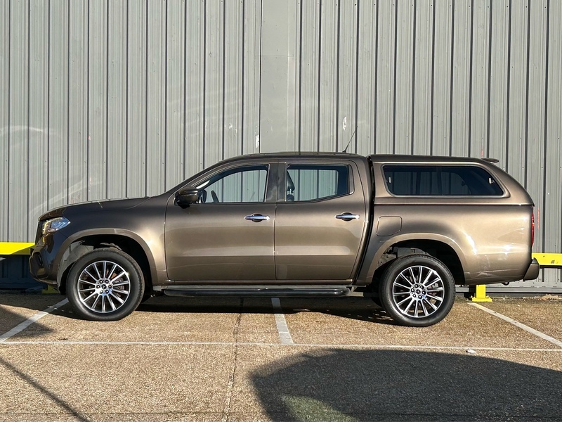 Mercedes-Benz 2.3 CDI Progressive Pickup Double Cab 4dr Diesel Auto 4MATIC Euro 6 (190 ps)