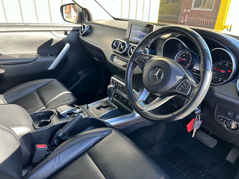 Mercedes-Benz 2.3 CDI Progressive Pickup Double Cab 4dr Diesel Auto 4MATIC Euro 6 (190 ps)