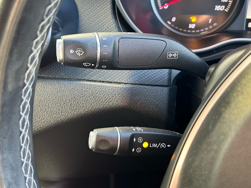 Mercedes-Benz 2.3 CDI Progressive Pickup Double Cab 4dr Diesel Auto 4MATIC Euro 6 (190 ps)