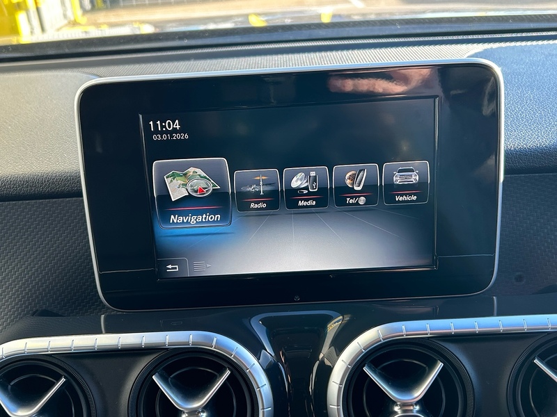 Mercedes-Benz 2.3 CDI Progressive Pickup Double Cab 4dr Diesel Auto 4MATIC Euro 6 (190 ps)