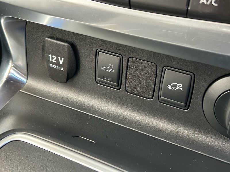 Mercedes-Benz 2.3 CDI Progressive Pickup Double Cab 4dr Diesel Auto 4MATIC Euro 6 (190 ps)