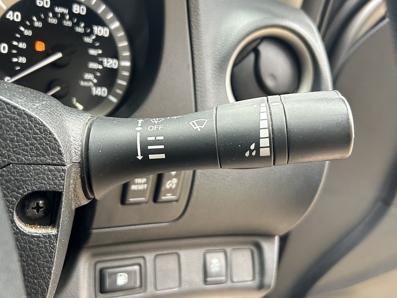 Nissan 2.3 dCi Tekna Pickup Double Cab 4dr Diesel Auto 4WD Euro 6 (190 ps)