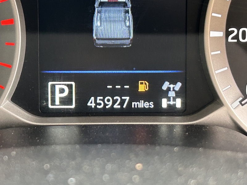 Nissan 2.3 dCi Tekna Pickup Double Cab 4dr Diesel Auto 4WD Euro 6 (190 ps)