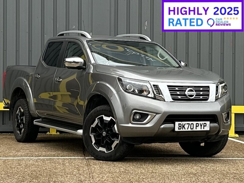 Nissan 2.3 dCi Tekna Pickup Double Cab 4dr Diesel Auto 4WD Euro 6 (190 ps)