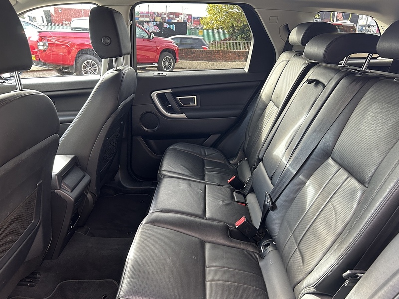 Land Rover 2.0 TD4 HSE Black SUV 5dr Diesel Auto 4WD Euro 6 (s/s) (180 ps)