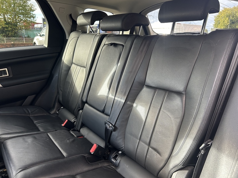 Land Rover 2.0 TD4 HSE Black SUV 5dr Diesel Auto 4WD Euro 6 (s/s) (180 ps)