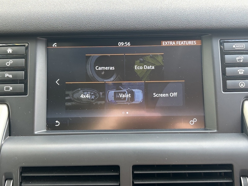 Land Rover 2.0 TD4 HSE Black SUV 5dr Diesel Auto 4WD Euro 6 (s/s) (180 ps)