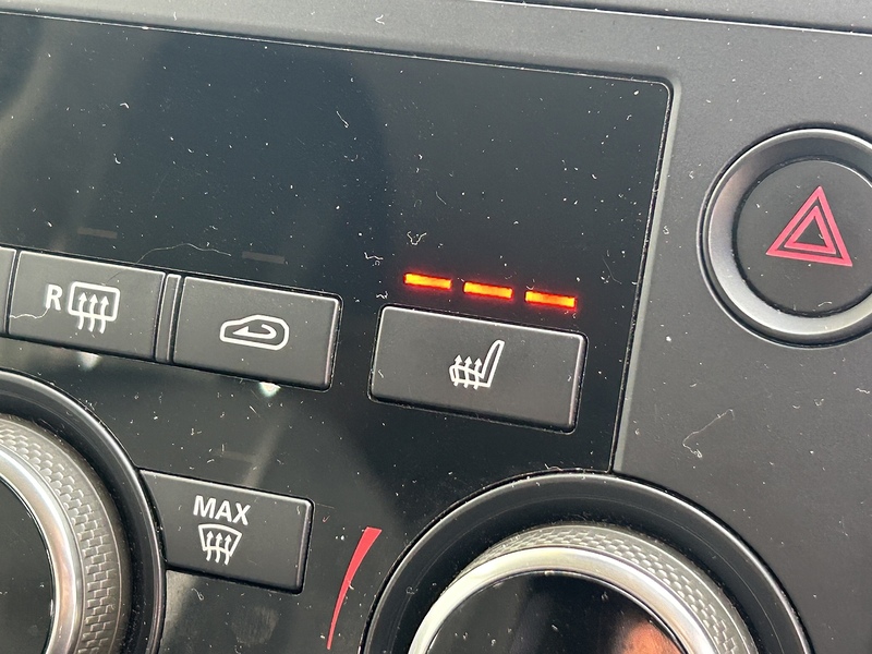 Land Rover 2.0 TD4 HSE Black SUV 5dr Diesel Auto 4WD Euro 6 (s/s) (180 ps)