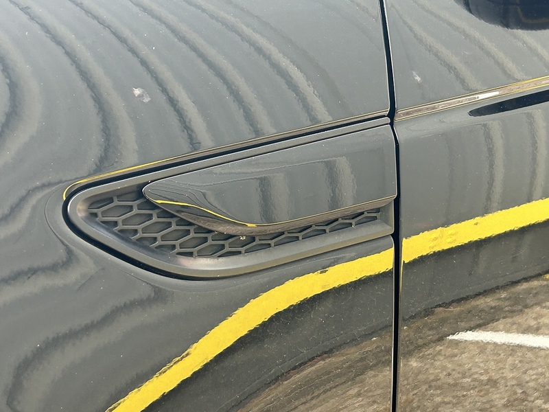 Land Rover 2.0 TD4 HSE Black SUV 5dr Diesel Auto 4WD Euro 6 (s/s) (180 ps)