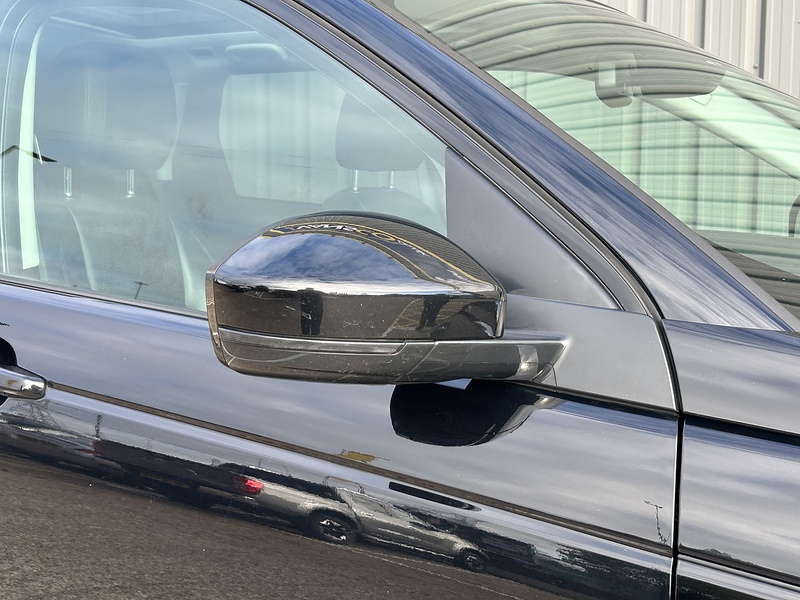 Land Rover 2.0 TD4 HSE Black SUV 5dr Diesel Auto 4WD Euro 6 (s/s) (180 ps)