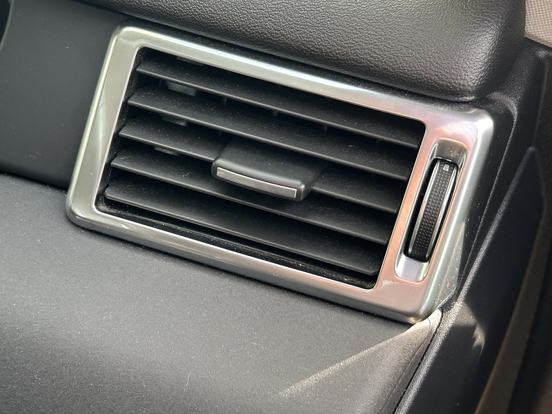 Land Rover 2.0 TD4 HSE Black SUV 5dr Diesel Auto 4WD Euro 6 (s/s) (180 ps)