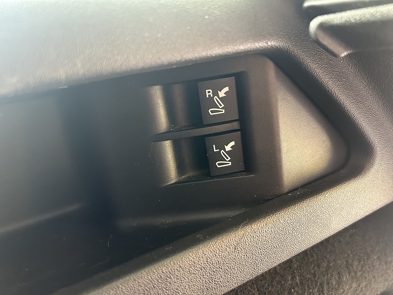 Land Rover 2.0 TD4 HSE Black SUV 5dr Diesel Auto 4WD Euro 6 (s/s) (180 ps)