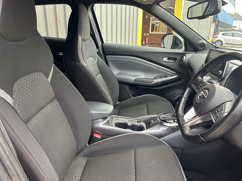 Nissan DIG-T N-Connecta SUV 1.0 Automatic Petrol