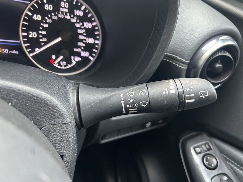 Nissan DIG-T N-Connecta SUV 1.0 Automatic Petrol