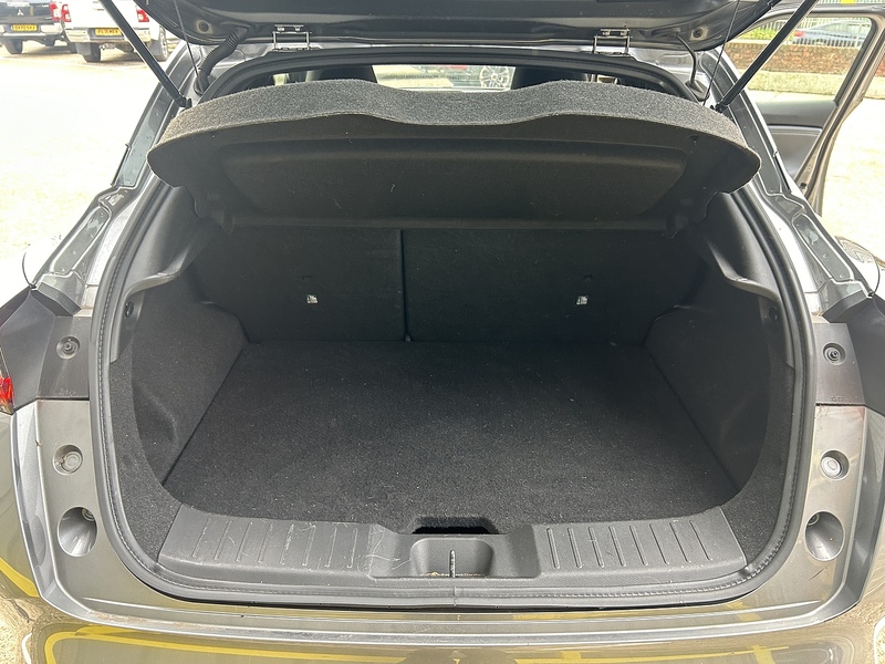 Nissan DIG-T N-Connecta SUV 1.0 Automatic Petrol