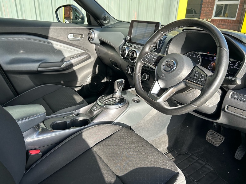 Nissan DIG-T N-Connecta SUV 1.0 Automatic Petrol