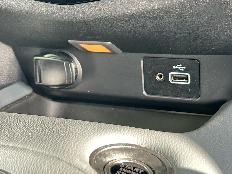 Nissan DIG-T N-Connecta SUV 1.0 Automatic Petrol